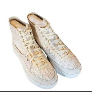 sorel tennis shoes/boots